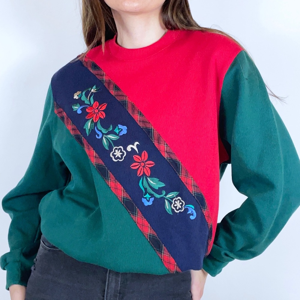 Vintage 80s/90s Green Red Floral Christmas Sweater ❤️🎅🏻